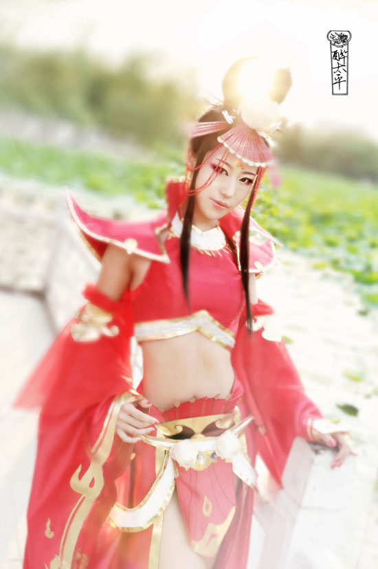 醉太平：美人为捏脸系统而COS